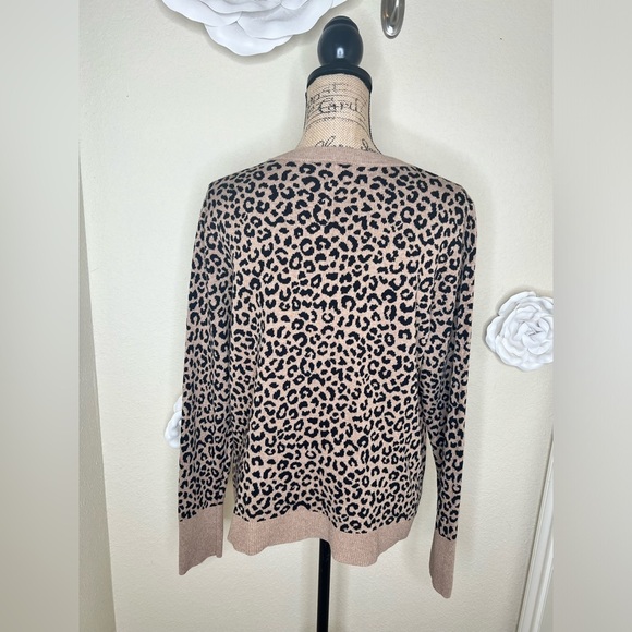 A New Day Tan & Black Leopard Animal Print Sweater Size Extra Extra Large - Picture 10 of 15